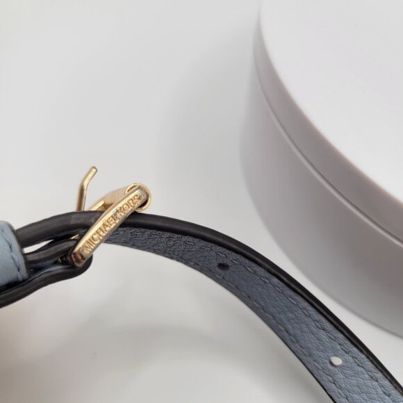 Michael Kors Pebbled Leather Half Dome Crossbody Bag Blue Gold Chain Strap - Picture 7 of 13